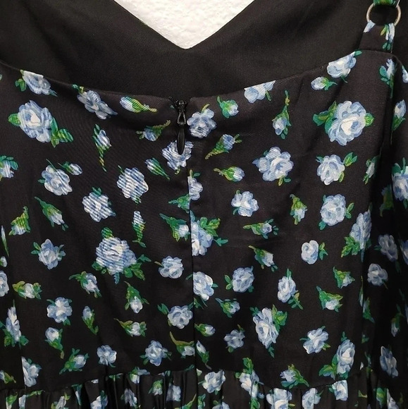 Betsey Johnson Satin Pleated Floral Printed Midi Dress - Picture 8 of 13